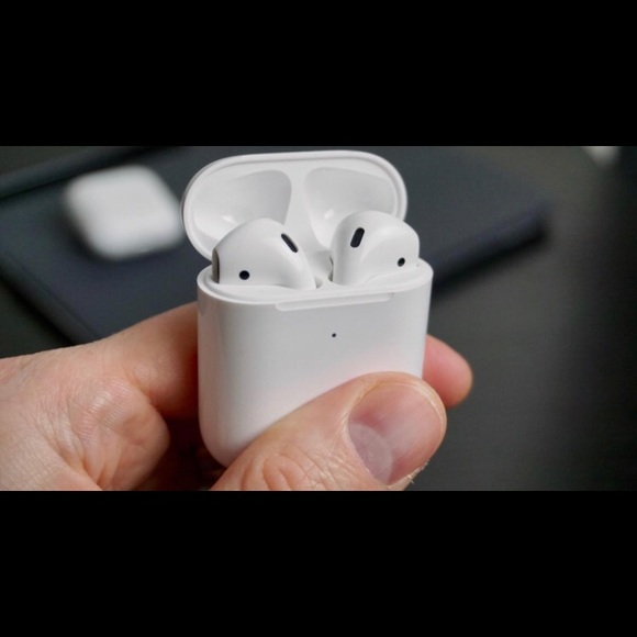 AirPods gen 2